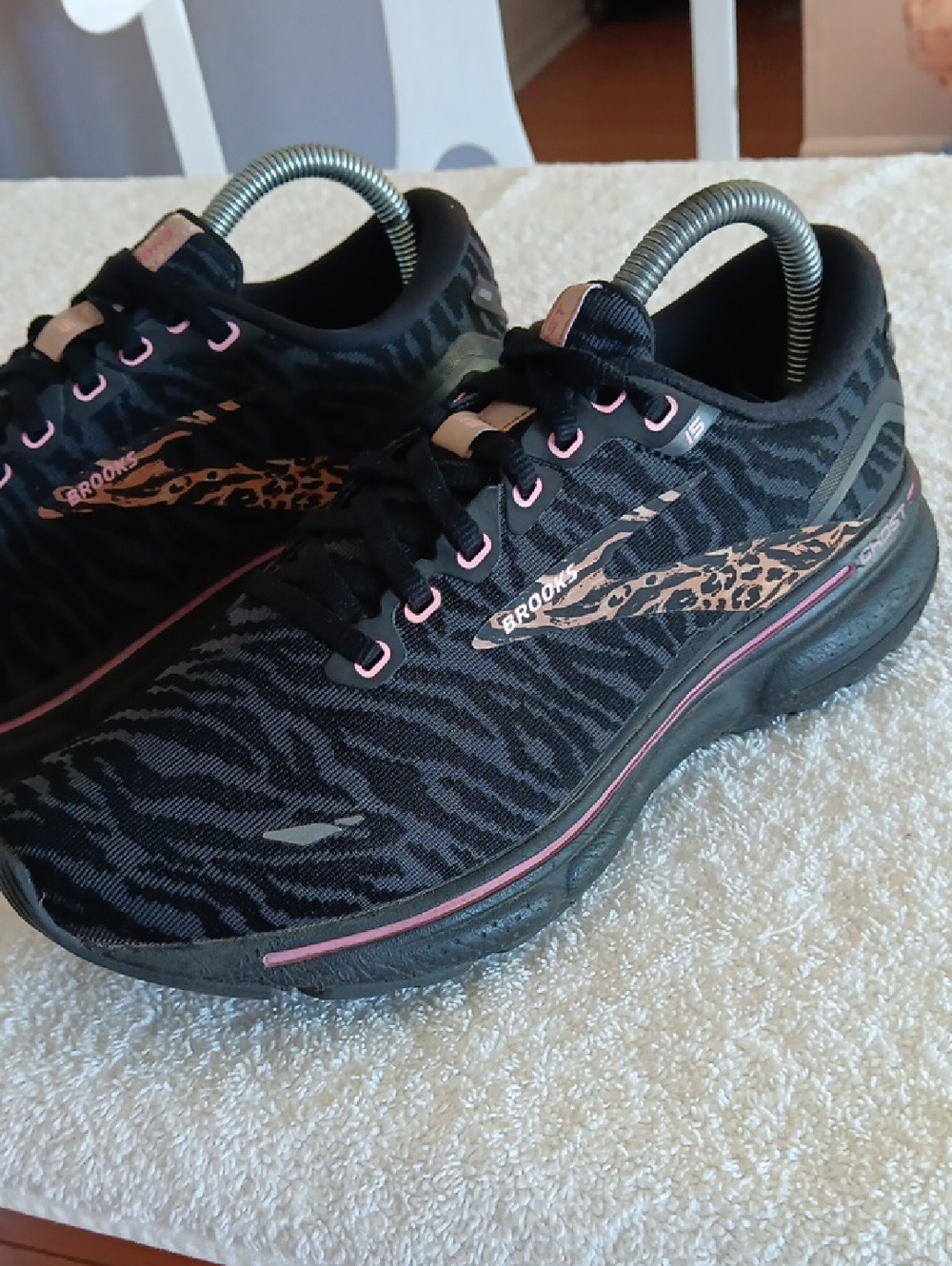 Brooks Ghost 15 Running Shoes - Picture 3 of 16